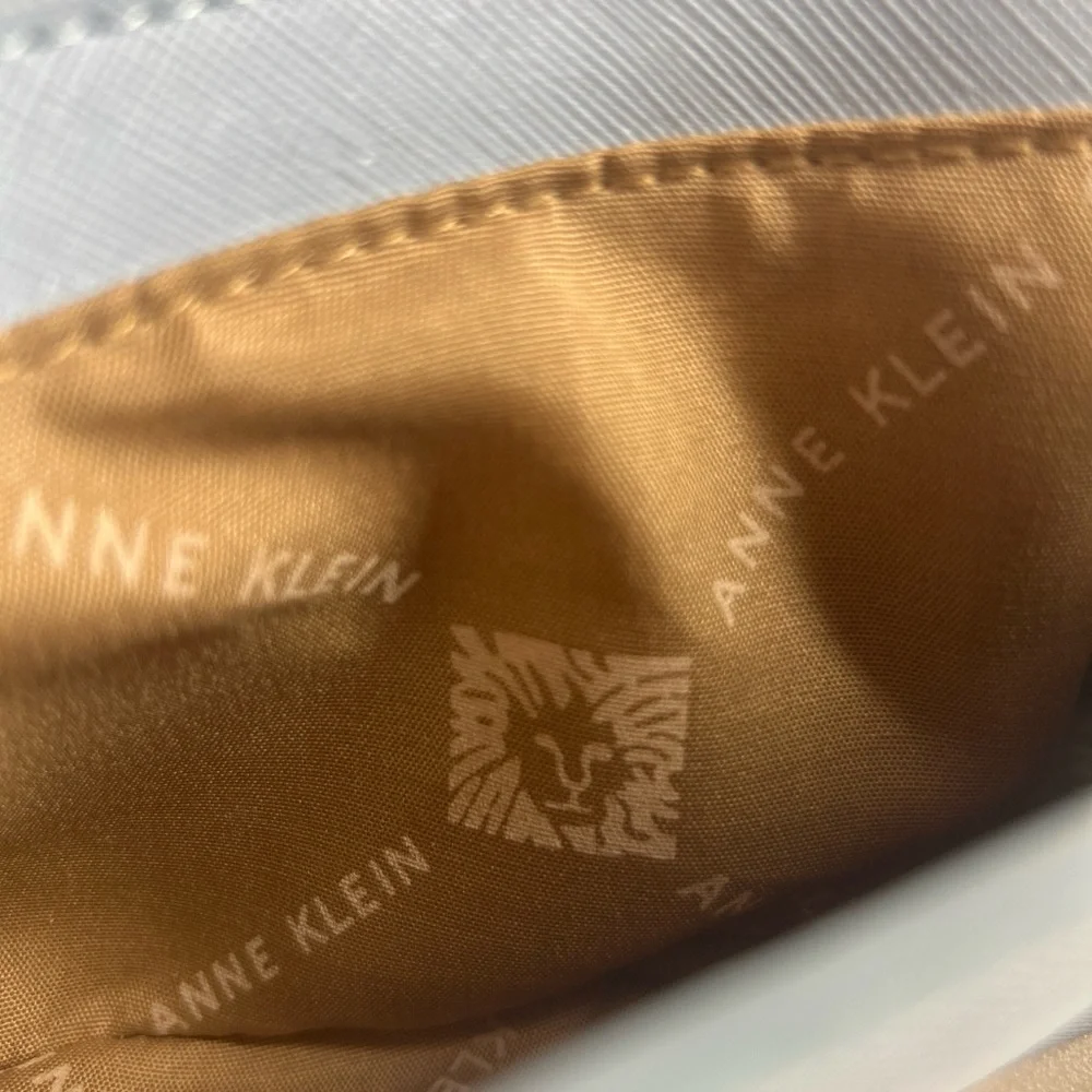 Anne‎ Klein Tiffany Blue Bag and Coin Purse Set with gold detail